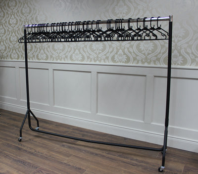 ** Special Offer** 6ft Garment Rail & 40 Hangers Only €69.95