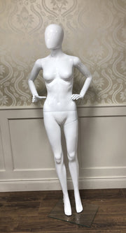 White Gloss Female Mannequin Hands On Hips Ref:M2W