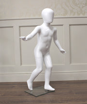 Childrens Mannequin Age 4+ Running Pose